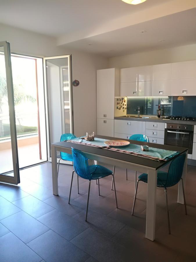 Casa Vacanze Thea Giardini Naxos Eksteriør billede