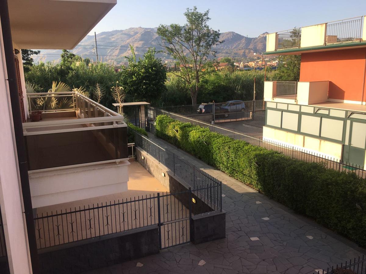 Casa Vacanze Thea Giardini Naxos Eksteriør billede